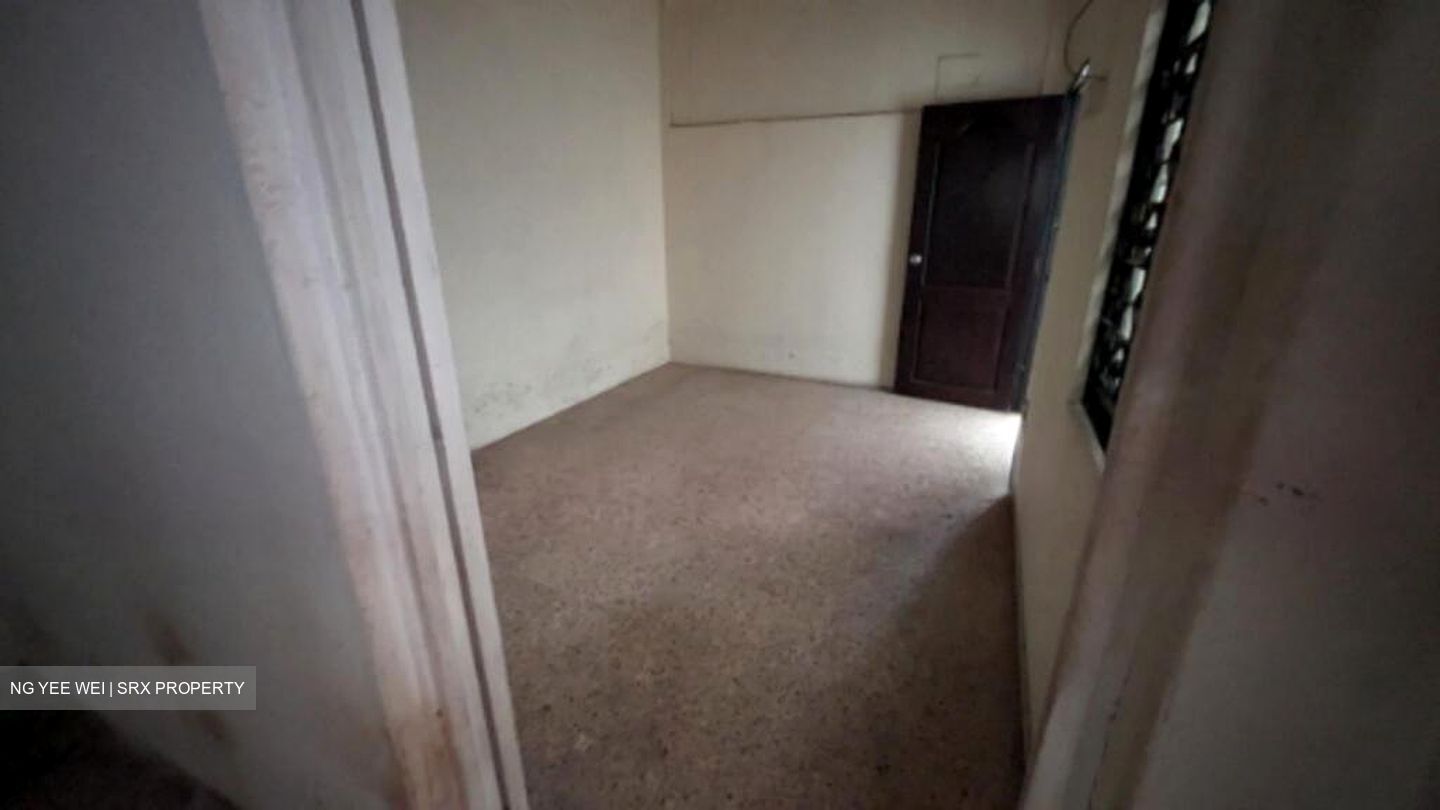 Sembawang Hills Estate (D20), Terrace #546679351